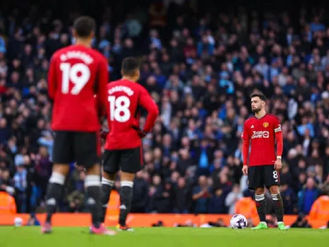 Man City thiết lập kỷ lục, Man United chạm cột mốc buồn sau trận derby thành Manchester