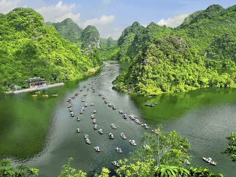 Ninh Bình: Phát triển du lịch, công nghiệp văn hóa là mũi nhọn 