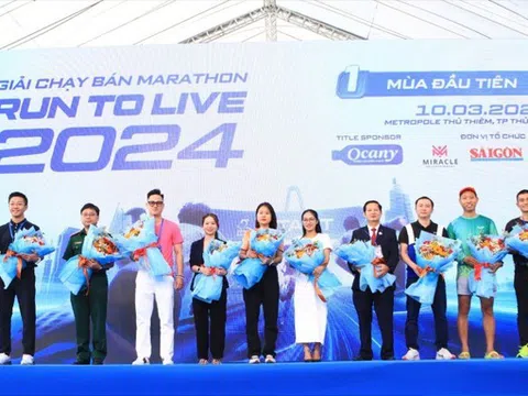 Hơn 7.000 vận động viên tham gia tranh tài ở giải Chạy Bán Marathon Run To Live 2024