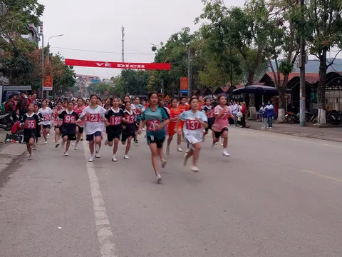 Huyện Than Uyên tổ chức Ngày chạy Olympic vì sức khỏe toàn dân năm 2024