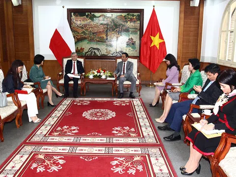 Việt Nam - Ba Lan tăng cường hợp tác văn hóa, thể thao và du lịch