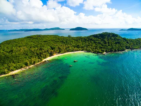 Phú Quốc lọt tốp 10 đảo du lịch hàng đầu châu Á