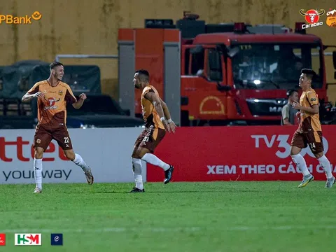 Vòng 16 V.League 2023-2024: Hoàng Anh Gia Lai thoát hiểm