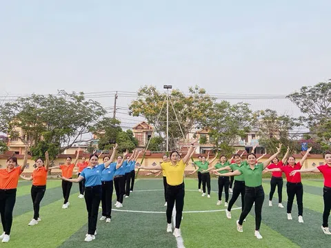 Quảng Bình lan tỏa hoạt động dân vũ chào mừng 70 năm Chiến thắng Điện Biên Phủ