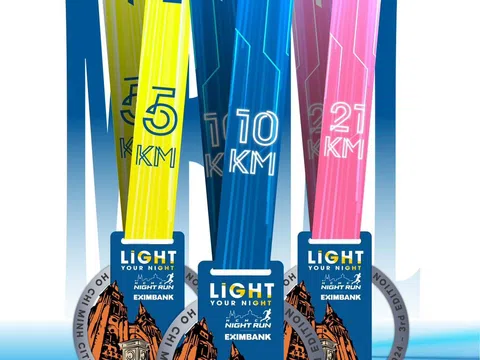 Ra mắt kỷ niệm chương giải chạy đêm Ho Chi Minh City Night Run Eximbank 2024