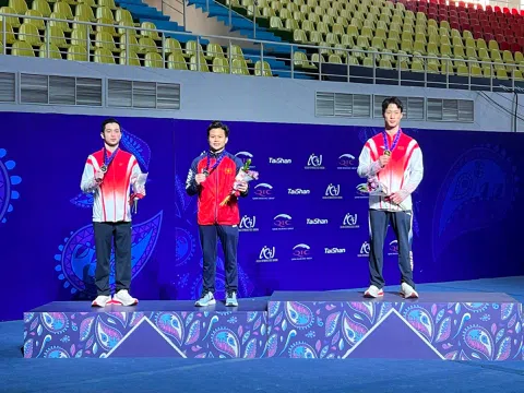 Giải vô địch Thể dục dụng cụ châu Á 2024: Nguyễn Văn Khánh Phong giành huy chương bạc vòng treo