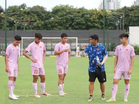 Huấn luyện viên Trần Minh Chiến: “U16 Việt Nam nỗ lực thích nghi với điều kiện thi đấu tại Indonesia”