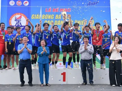 Đội bóng U15 huyện Nậm Pồ giành ngôi vô địch giải Bóng đá các dân tộc thiểu số tỉnh Điện Biên năm 2024