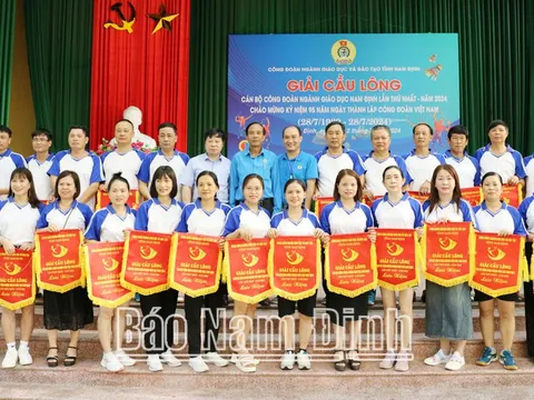 Giải Cầu lông cán bộ Công đoàn ngành Giáo dục Nam Định lần thứ nhất năm 2024