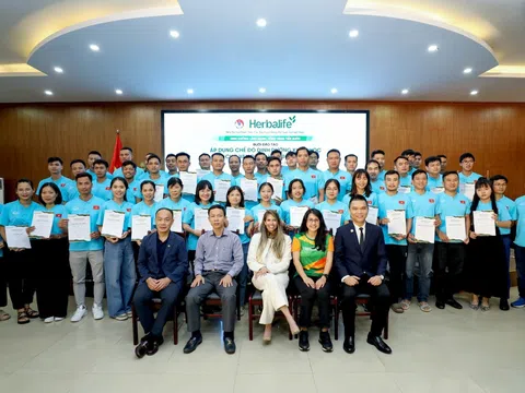Herbalife Việt Nam và VFF tổ chức buổi đào tạo về dinh dưỡng khoa học trong thể thao cho các câu lạc bộ bóng đá Việt Nam