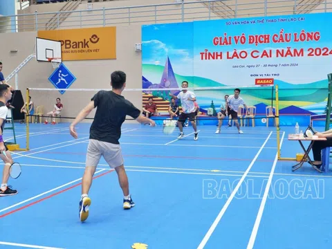85 vận động viên tranh tài giải vô địch Cầu lông tỉnh Lào Cai năm 2024