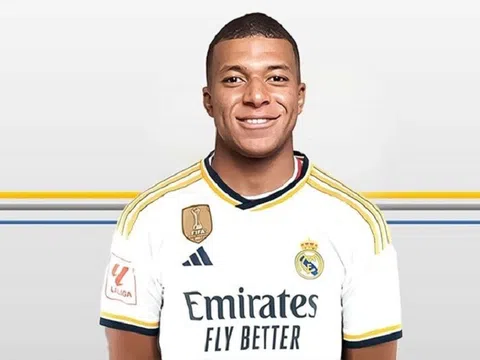 Tiền đạo Kylian Mbappe trở thành chủ của câu lạc bộ hạng Nhì Pháp