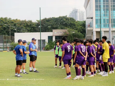 Huấn luyện viên Cristiano Roland muốn tối ưu điểm mạnh về kỹ thuật của các cầu thủ U16 Việt Nam