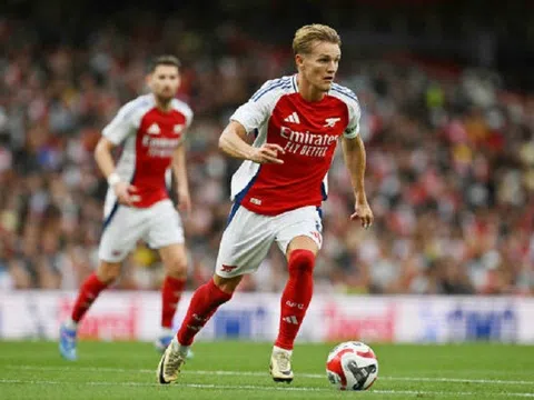 Arsenal thắng đậm Leverkusen trên sân nhà