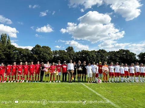 Đội tuyển nữ Việt Nam giành chiến thắng trước FK Pardubice
