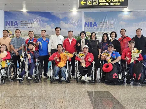 Đoàn Thể thao người khuyết tật Việt Nam về nước sau Paralympic 2024