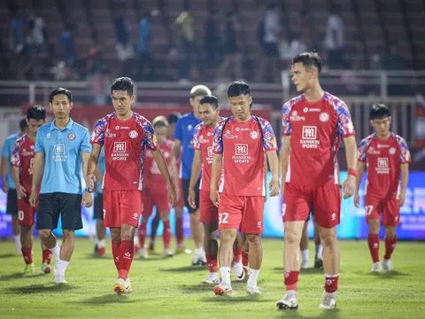 V.League 2024-2025: Sự "tráo trở" của VAR