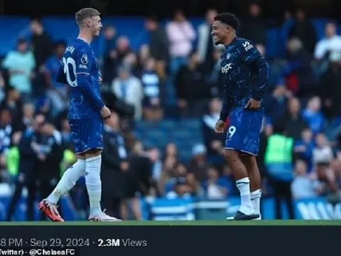 Chelsea dùng Jadon Sancho “cà khịa” Man United sau thảm bại trước Tottenham