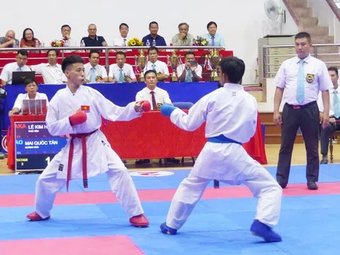 Gần 400 võ sĩ so tài tại giải Karate vô địch quốc gia 2024