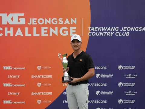 Golfer Trần Lê Duy Nhất vô địch chặng 3 giải Golf TKG Jeongsan Challenge