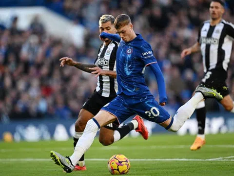 Chelsea gây bất ngờ với đội hình trẻ nhất Premier League