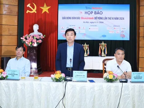 Gần 400 tay vợt tranh tài tại giải Bóng bàn báo Hànộimới mở rộng 2024