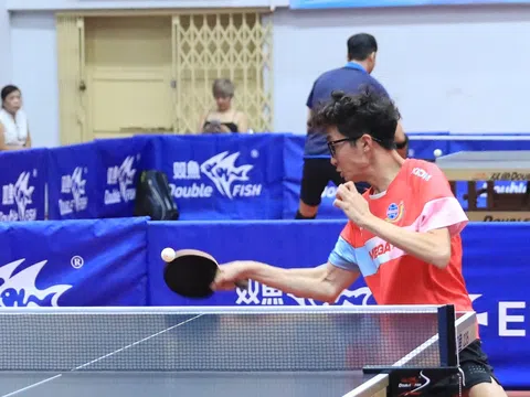 Giải Bóng bàn tranh Cúp Báo Hànộimới mở rộng lần thứ XI năm 2024: Tay vợt trẻ Nguyễn Duy Phong vô địch đơn nam
