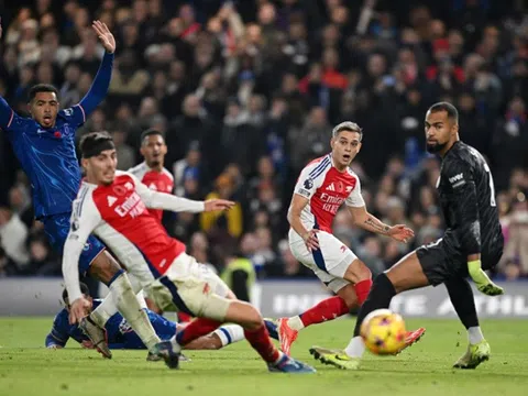 Chelsea khiến Arsenal không thắng trận thứ tư liên tiếp