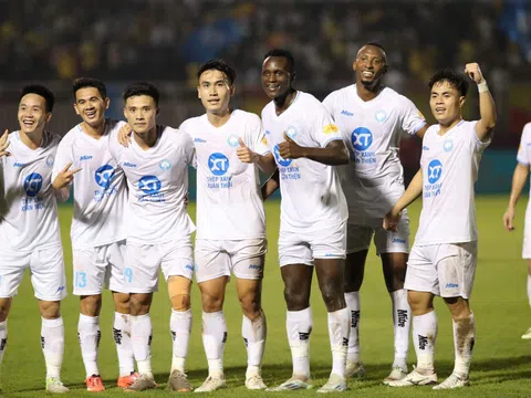 Vòng 7 V.League 2024-2025: TP.HCM thua đậm Nam Định trên sân Thống Nhất