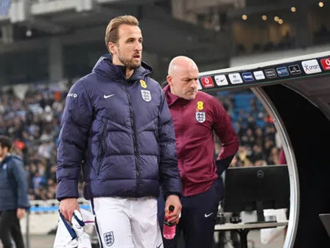 Huấn luyện viên Lee Carsley lý giải việc để Harry Kane ngồi dự bị trong cuộc chiến Hy Lạp