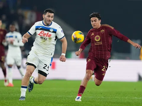 Vòng 14 Serie A 2024-2025: AS Roma thay tướng nhưng vẫn chưa đổi vận