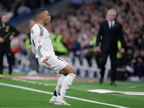 Mbappe ghi bàn và đoạt cúp nhiều hơn Cristiano Ronaldo ở Real Madrid