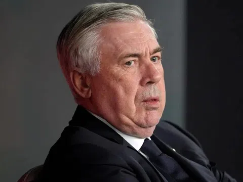 Huấn luyện viên Ancelotti chia tay Real Madrid sớm hơn dự định