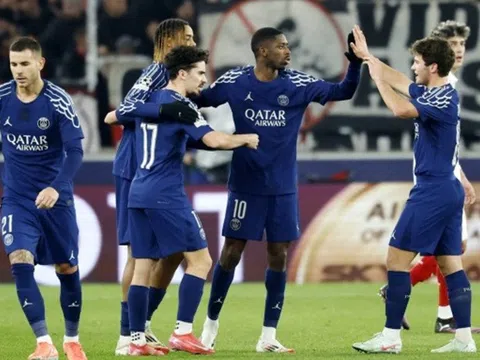 PSG đá bay Stuttgart khỏi vòng play-off Champions League