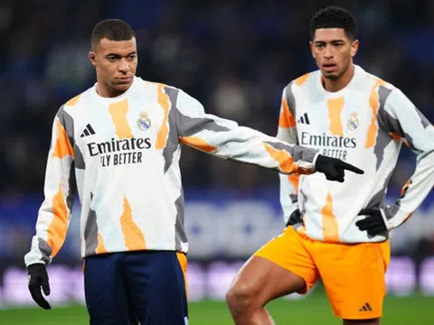 Real Madrid mất thêm Mbappe và Bellingham, huấn luyện viên Ancelotti khen ngợi Ronaldo