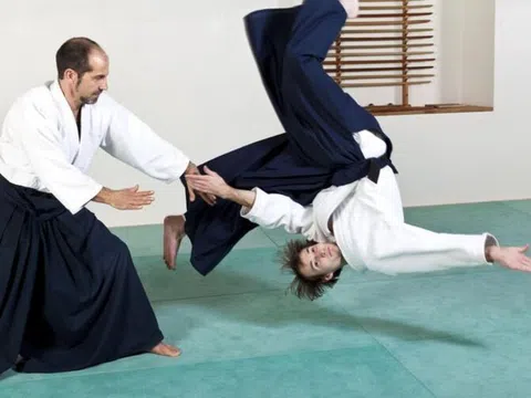 Bạn Vĩnh Khang - ở Thái Bình hỏi: Xin cho biết, môn võ Aikido có nguồn gốc từ đâu và lợi ích khi tập môn võ này?