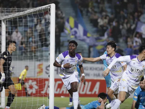 Vòng 15 V.League 2024-2025: Hà Nội lên ngôi nhì bảng sau màn lội ngược dòng