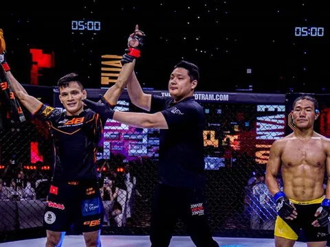 Lê Văn Tuần hạ võ sĩ Trung Quốc tại giải MMA AFC 37