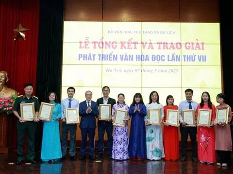 Trao tặng Giải thưởng phát triển văn hóa đọc lần thứ VII cho 35 tập thể và cá nhân tiêu biểu