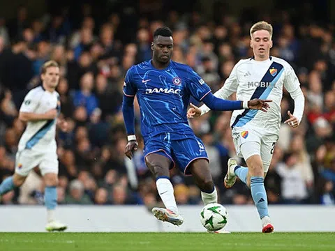Chelsea gặp Betis ở chung kết Conference League