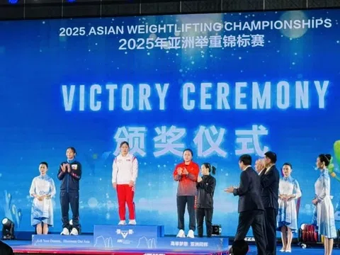 Giải Cử tạ vô địch châu Á 2025: Lực sĩ Quàng Thị Tâm giành huy chương đồng