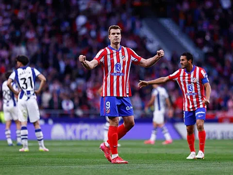 Atletico Madrid sớm đoạt vé dự Champions League, huấn luyện viên Ancelotti gây bất ngờ trước trận El Clasico