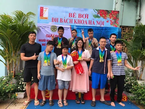Giải Bơi người khuyết tật Hà Nội 2025: Nghị lực vượt khó của các vận động viên khuyết tật