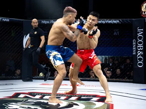 Nghiêm Văn Ý chám trán võ sĩ Nhật Bản ở vòng đấu “Road To UFC 2025”