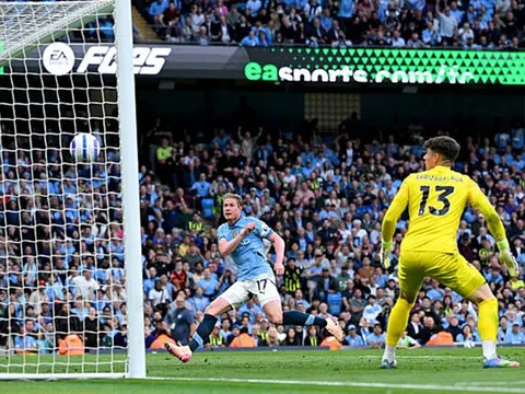 Omar Marmoush lập siêu phẩm trong chiến thắng của Man City