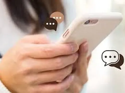 Gửi tin nhắn khuyến cáo người dân nâng cao cảnh giác đối với các thông tin quảng cáo