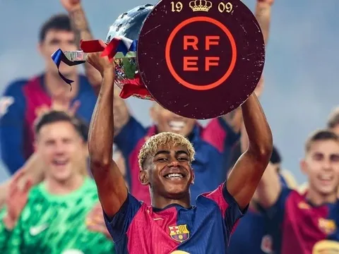 Yamal đổi đời khi gia hạn hợp đồng, PSG thắng kiện Kylian Mbappe