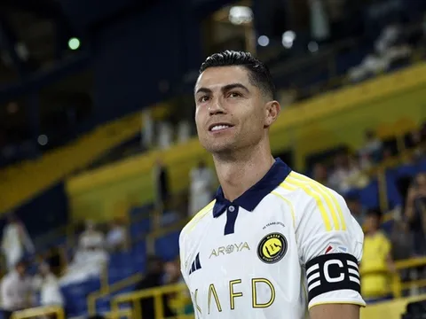 Sức hút giảm, Cristiano Ronaldo úp mở về tương lai