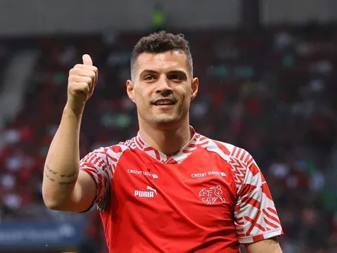 PSG thanh lý 6 "ngôi sao", Leverkusen có biến động lớn