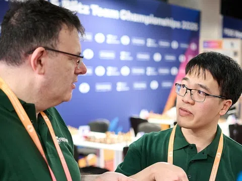 Giải vô địch cờ Nhanh và cờ Chớp đồng đội thế giới 2025: Lê Quang Liêm giành huy chương vàng cá nhân bàn 4